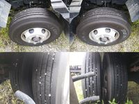 いすゞフォワード平ボディ中型（4t）[写真17]