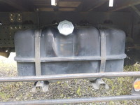 いすゞフォワード平ボディ中型（4t）[写真21]