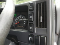 いすゞフォワード平ボディ中型（4t）[写真33]