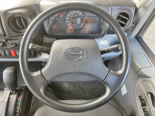 日野デュトロアルミバン小型（2t・3t）[写真36]