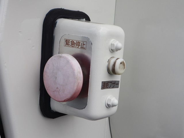 日野デュトロパッカー車（塵芥車）小型（2t・3t）[写真13]