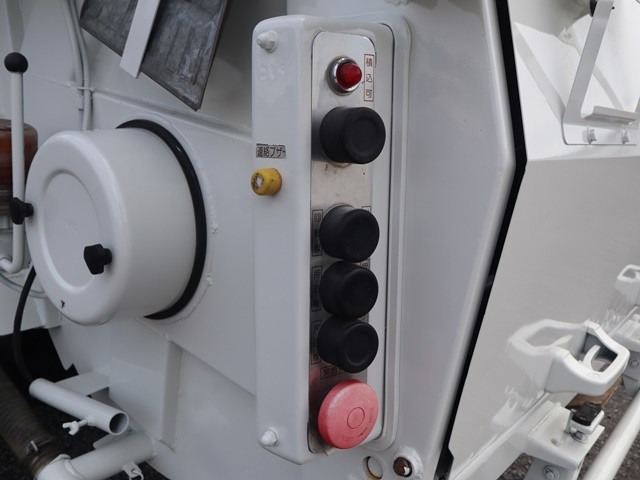 日野デュトロパッカー車（塵芥車）小型（2t・3t）[写真14]