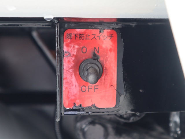 日野デュトロパッカー車（塵芥車）小型（2t・3t）[写真16]