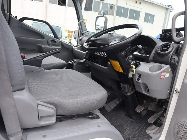 日野デュトロパッカー車（塵芥車）小型（2t・3t）[写真26]