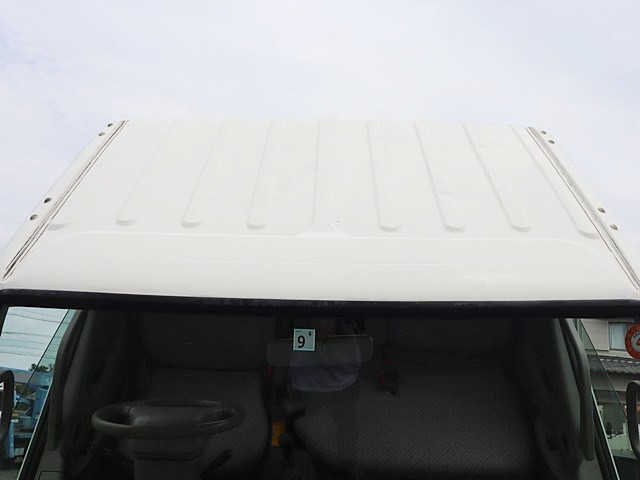 トヨタトヨエース平ボディ小型（2t・3t）[写真14]
