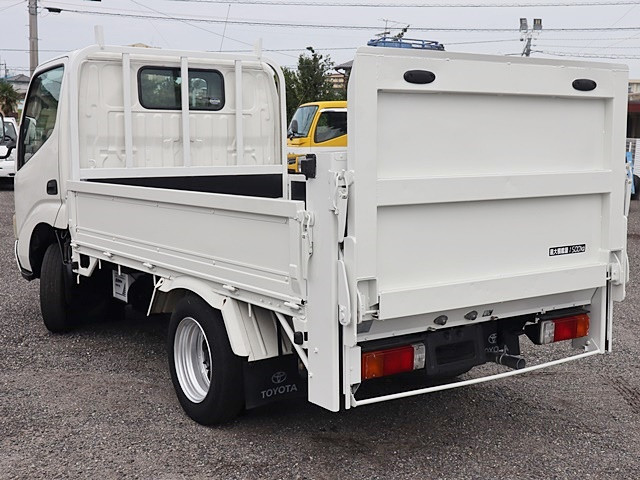 トヨタトヨエース平ボディ小型（2t・3t）[写真06]