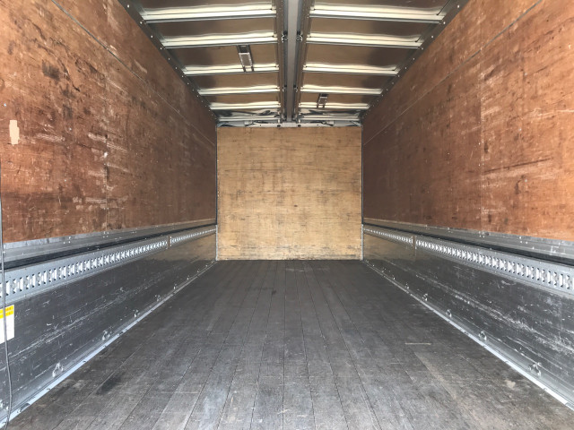 UDトラックスコンドルアルミウイング中型（4t）[写真13]