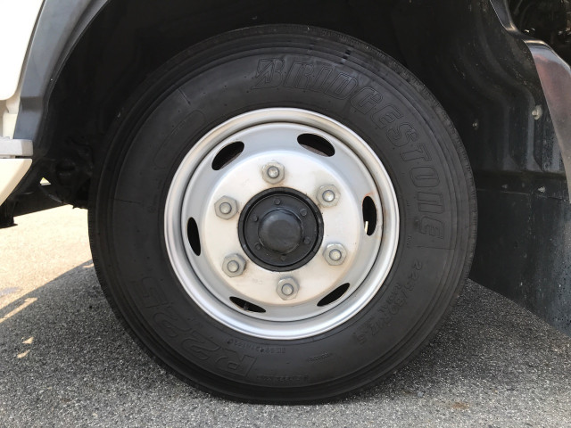 UDトラックスコンドルアルミウイング中型（4t）[写真24]