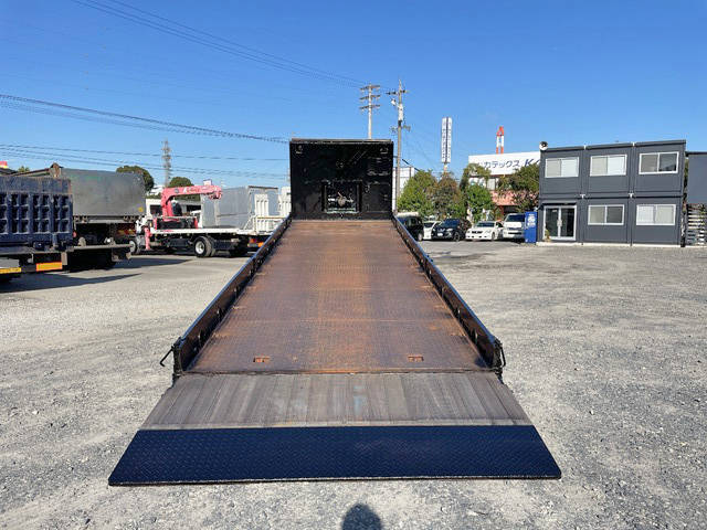 いすゞギガセルフローダー大型（10t）[写真10]