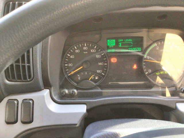 三菱ふそうキャンター平ボディ小型（2t・3t）[写真19]