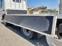 三菱ふそうキャンター平ボディ小型（2t・3t）[写真12]