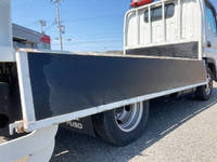 三菱ふそうキャンター平ボディ小型（2t・3t）[写真13]