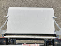 三菱ふそうキャンター平ボディ小型（2t・3t）[写真14]