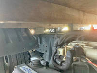 三菱ふそうキャンター平ボディ小型（2t・3t）[写真20]