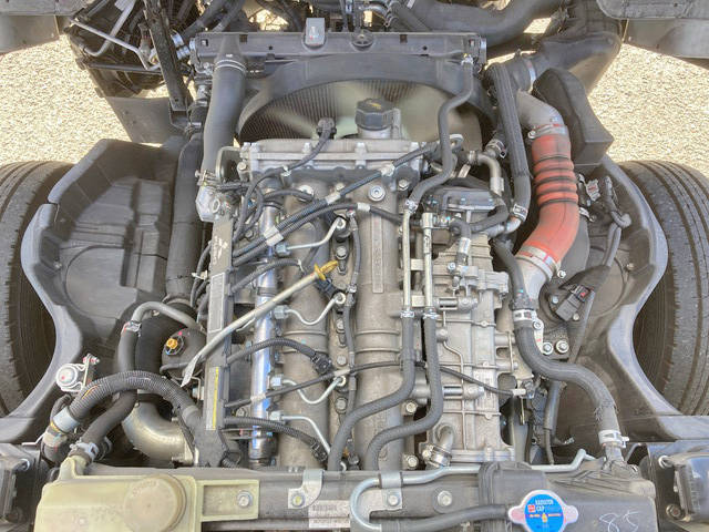 三菱ふそうキャンター平ボディ小型（2t・3t）[写真23]