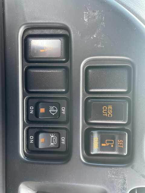 いすゞギガトレーラーヘッド（トラクターヘッド）大型（10t）[写真34]