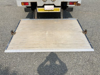 三菱ふそうキャンターアルミウイング小型（2t・3t）[写真17]