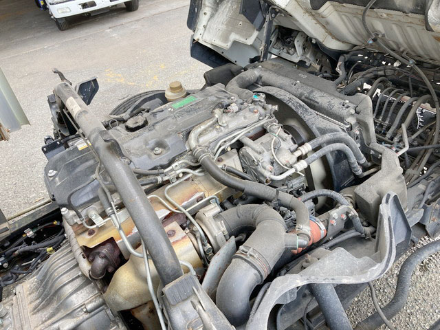 三菱ふそうキャンターアルミウイング小型（2t・3t）[写真26]