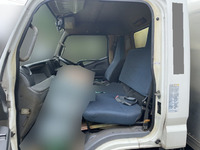 三菱ふそうキャンターアルミバン小型（2t・3t）[写真21]