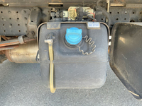 三菱ふそうキャンター平ボディ小型（2t・3t）[写真20]