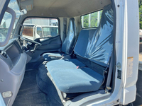 三菱ふそうキャンター平ボディ小型（2t・3t）[写真31]