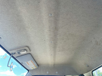 三菱ふそうキャンター平ボディ小型（2t・3t）[写真32]