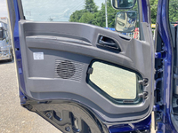 いすゞギガアルミウイング大型（10t）[写真27]