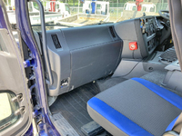 いすゞギガアルミウイング大型（10t）[写真29]