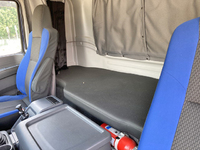 いすゞギガアルミウイング大型（10t）[写真31]