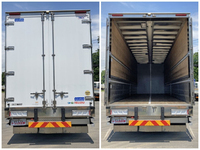 いすゞギガアルミウイング大型（10t）[写真08]