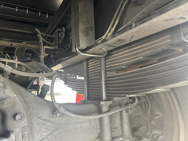 いすゞフォワードセルフクレーン3段増トン（6t・8t）[写真12]