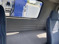 いすゞフォワードセルフクレーン3段増トン（6t・8t）[写真32]