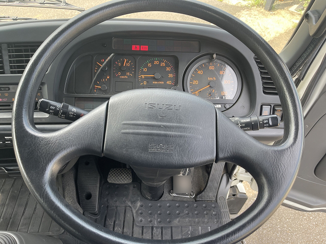 いすゞフォワードセルフクレーン3段増トン（6t・8t）[写真35]