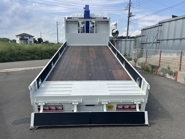 いすゞフォワードセルフクレーン3段増トン（6t・8t）[写真04]