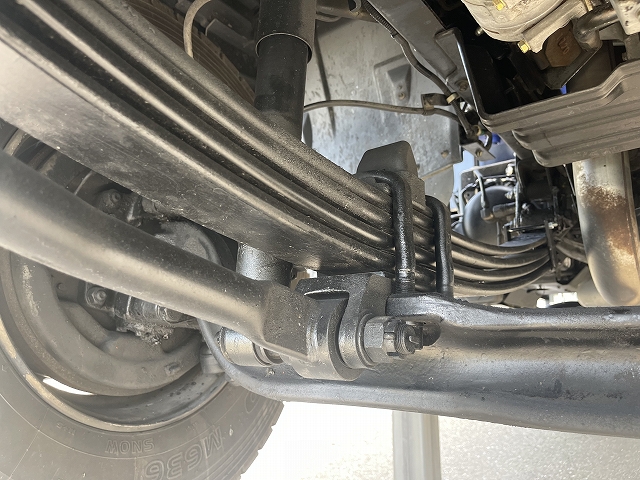 いすゞフォワードセルフクレーン3段増トン（6t・8t）[写真08]