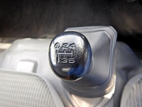 トヨタトヨエースアルミバン小型（2t・3t）[写真23]