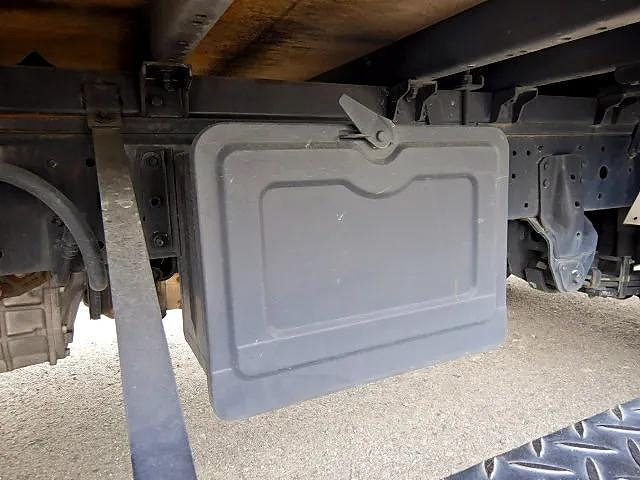 トヨタトヨエースアルミバン小型（2t・3t）[写真32]