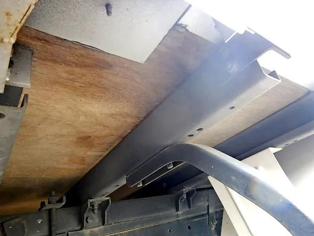 トヨタトヨエースアルミバン小型（2t・3t）[写真34]