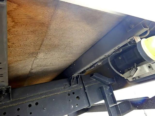 トヨタトヨエースアルミバン小型（2t・3t）[写真37]