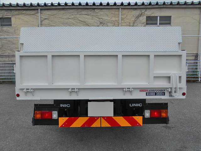 日野デュトロセーフティローダー小型（2t・3t）[写真09]