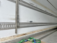 UDトラックスコンドル冷凍車（冷蔵車）中型（4t）[写真12]