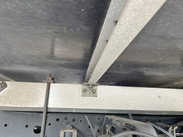 UDトラックスコンドル冷凍車（冷蔵車）中型（4t）[写真23]