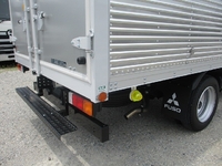 三菱ふそうキャンターアルミバン小型（2t・3t）[写真14]