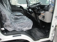 三菱ふそうキャンターアルミバン小型（2t・3t）[写真21]