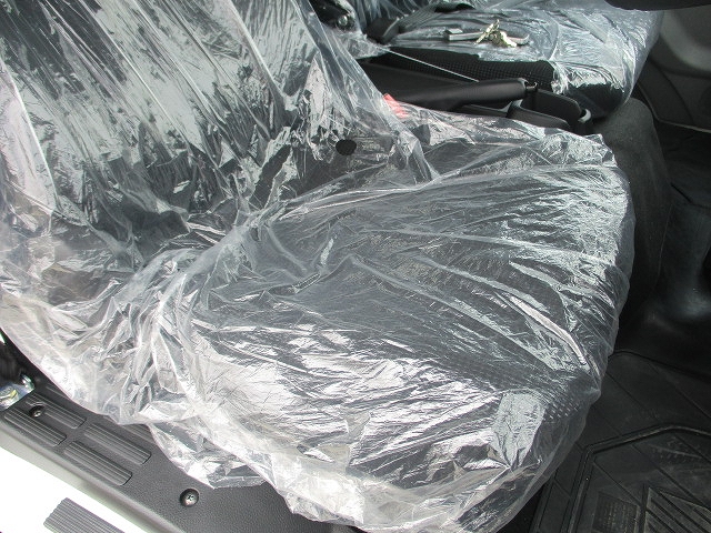 三菱ふそうキャンターアルミバン小型（2t・3t）[写真22]