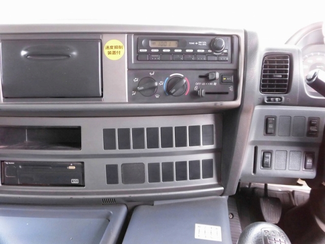 日野プロフィア深ダンプ（土砂禁ダンプ）大型（10t）[写真18]