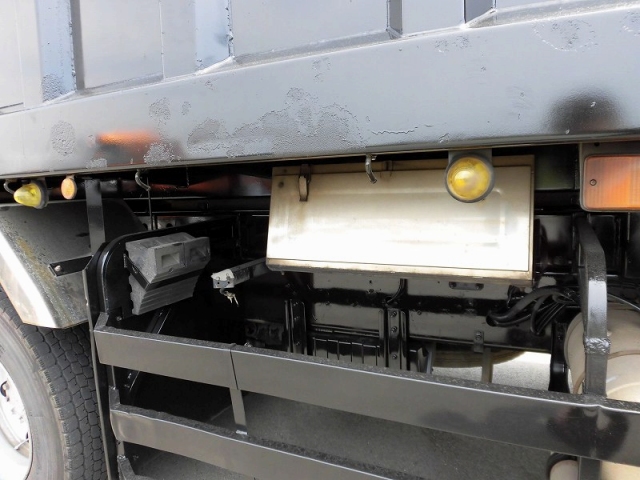 日野プロフィア深ダンプ（土砂禁ダンプ）大型（10t）[写真24]