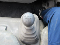 日野デュトロクレーン4段小型（2t・3t）[写真25]