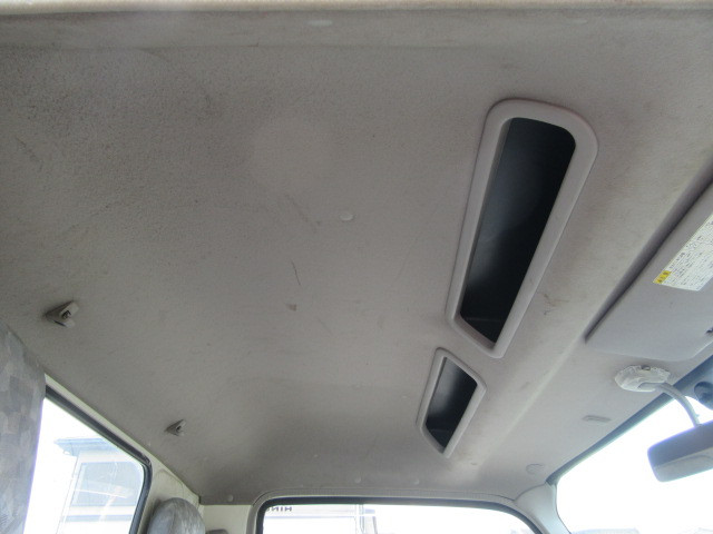 日野デュトロクレーン4段小型（2t・3t）[写真29]