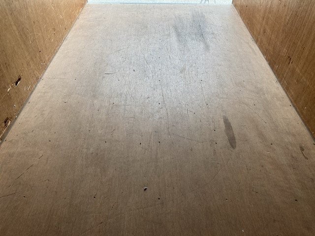 三菱ふそうキャンターアルミバン小型（2t・3t）[写真13]